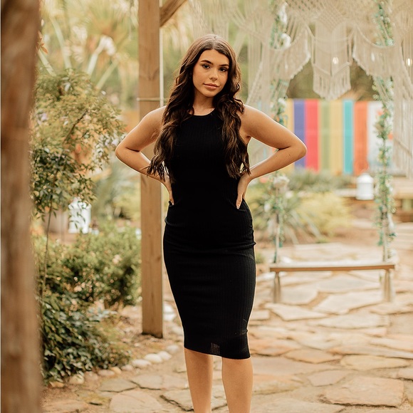 Black Urban Daizy Bodycon Dress - Picture 2 of 4